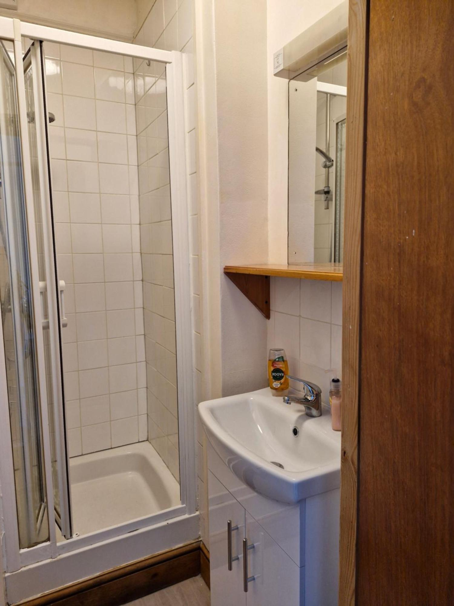 Bright Studio Apartment In A Perfect Location Londres Exterior foto